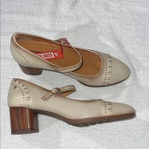 PIKOLINOS Women's Cream Block Heel Mary Janes